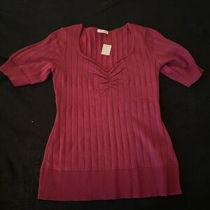 Mid length sleeve dressy shirt